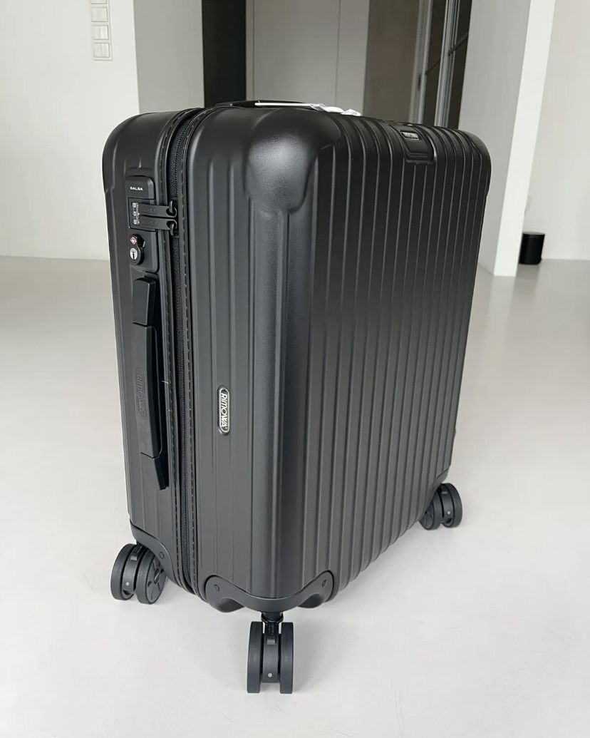 RIMOWA】廃盤品 Salsa Cabin Plus ブラック 4輪 (RIMOWA/スーツケース