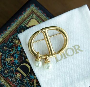 国内発送【揺れるパールがエレガント】Dior CD Navy ブローチ (Dior