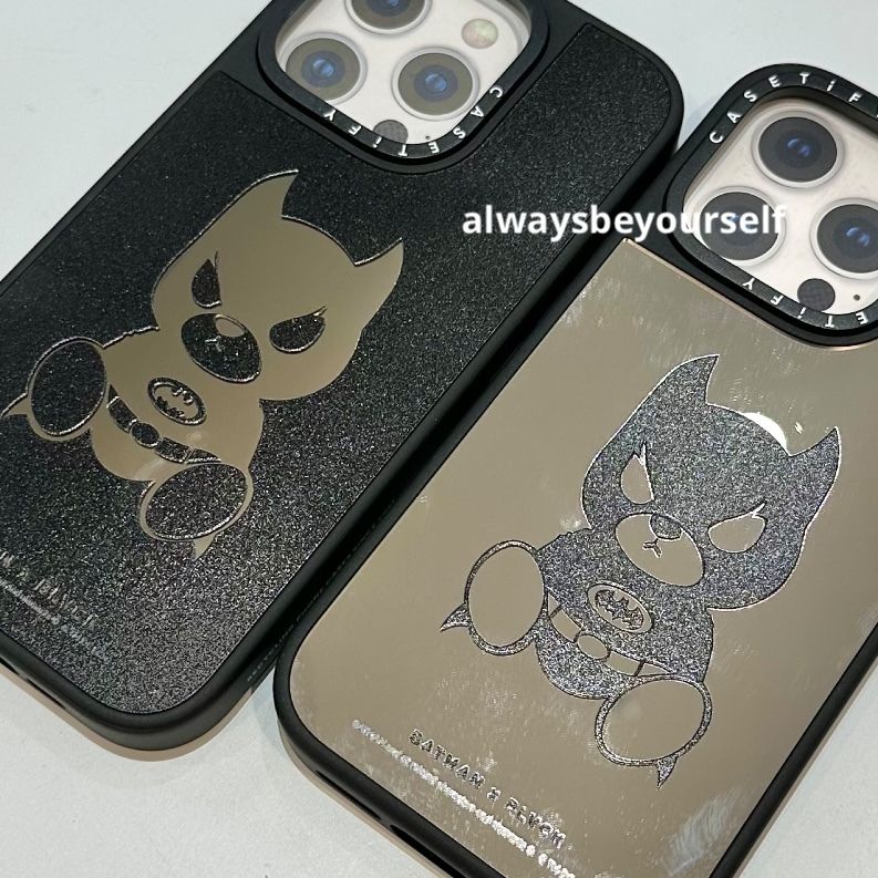 BLVCK PARIS】Batman x BLVCK Batman Teddy 携帯Case (BLVCK PARIS