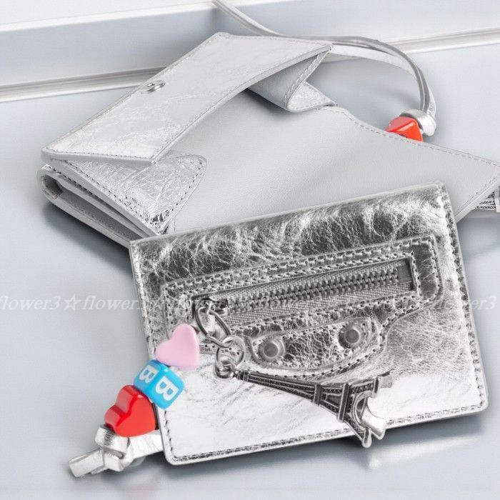 バレンシアガ Le City ミニウォレット コンパクト財布 シルバー