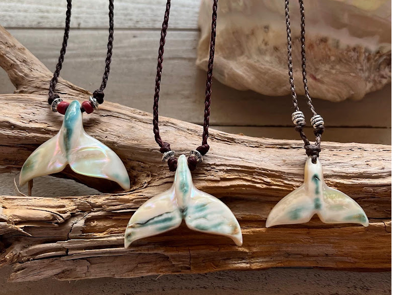 夜光貝ネックレス(ys31)シェルカービング、ボーンカービング 夜光貝