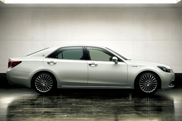 トヨタ 新型 クラウンマジェスタ 新型車速報 ～6代目はクラウン