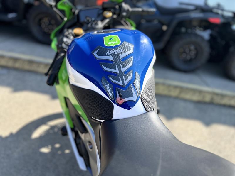 2024 Kawasaki Ninja® ZX™-4RR 40th Anniversary Edition ABS