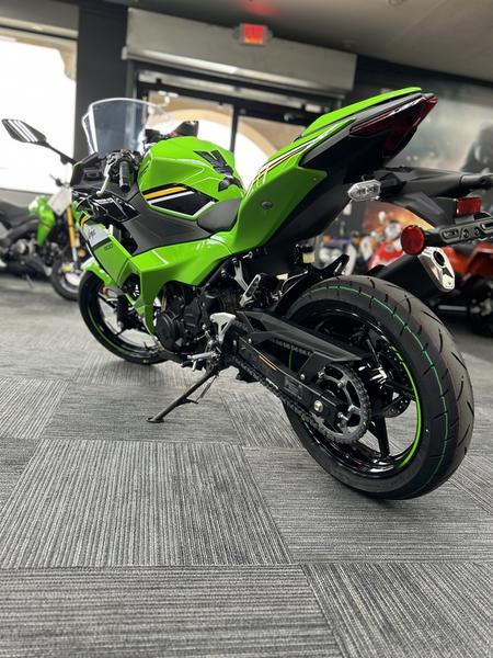 2025 Kawasaki Ninja® 500 KRT Edition SE ABS | Philadelphia Cycle