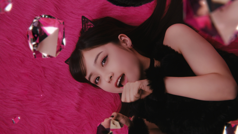 激レア 橋本環奈 リップ型BIGクッション メンソレータム ロート製薬 激