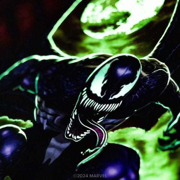 Venom metal poster - Limited Edition | Displate