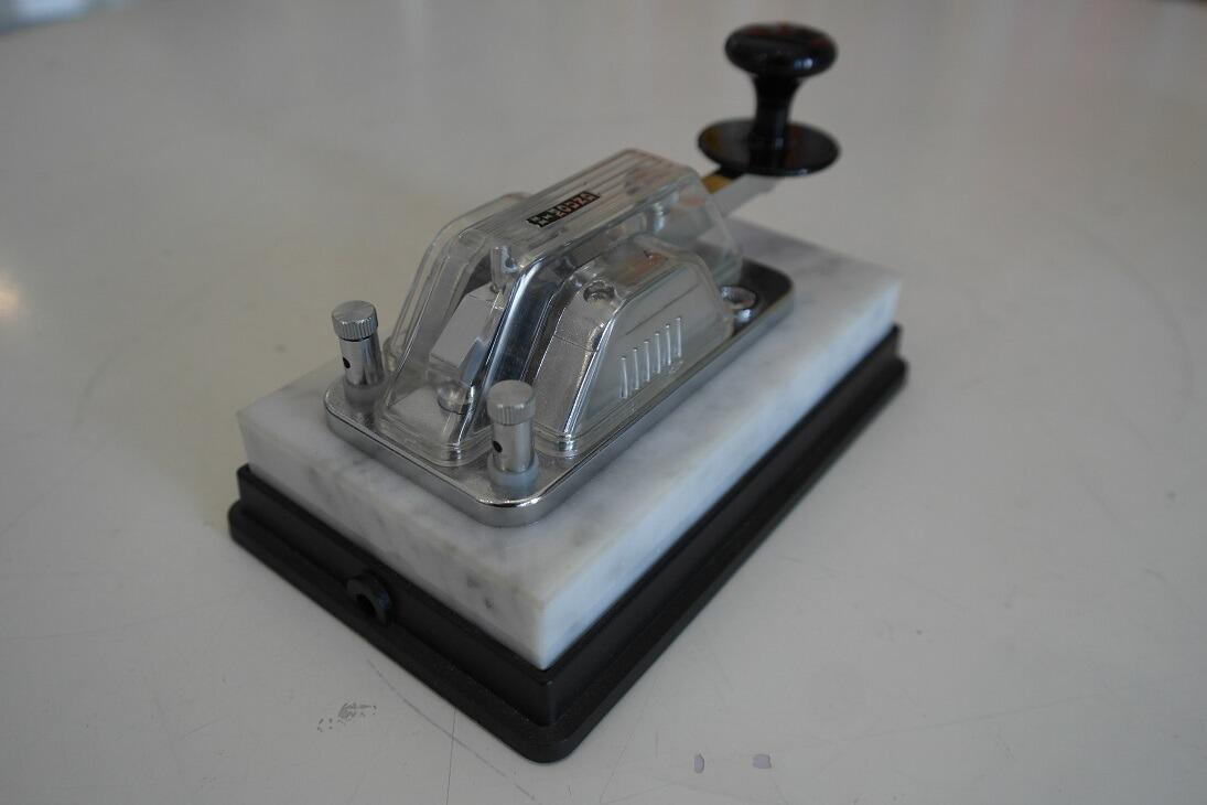 電鍵 HI-MOUND TELEGRAPH KEY 「HK-710」 未使用品 zejあ ハイモンド