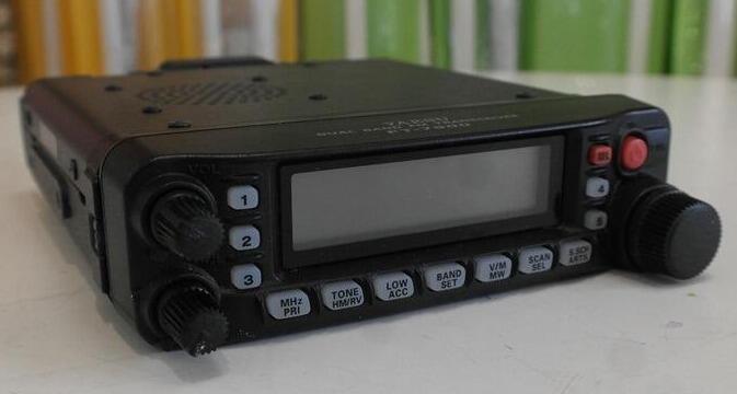 STANDARD FT-7900 デュアルバンドFMトランシーバー FT-7900が仲間入り