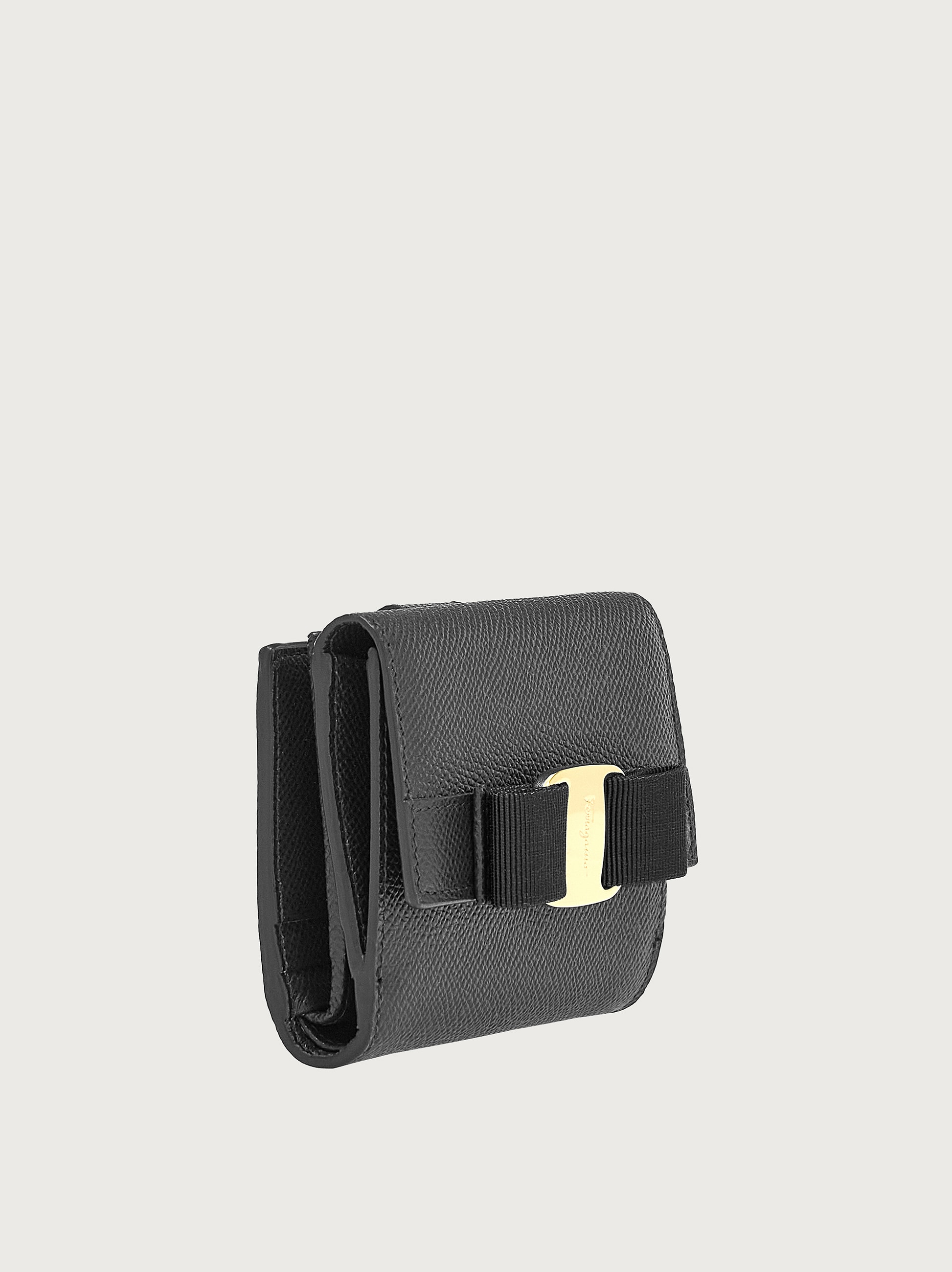 日本限定商品】ヴァラ リボン 二つ折り財布 - ウィメンズ | Ferragamo