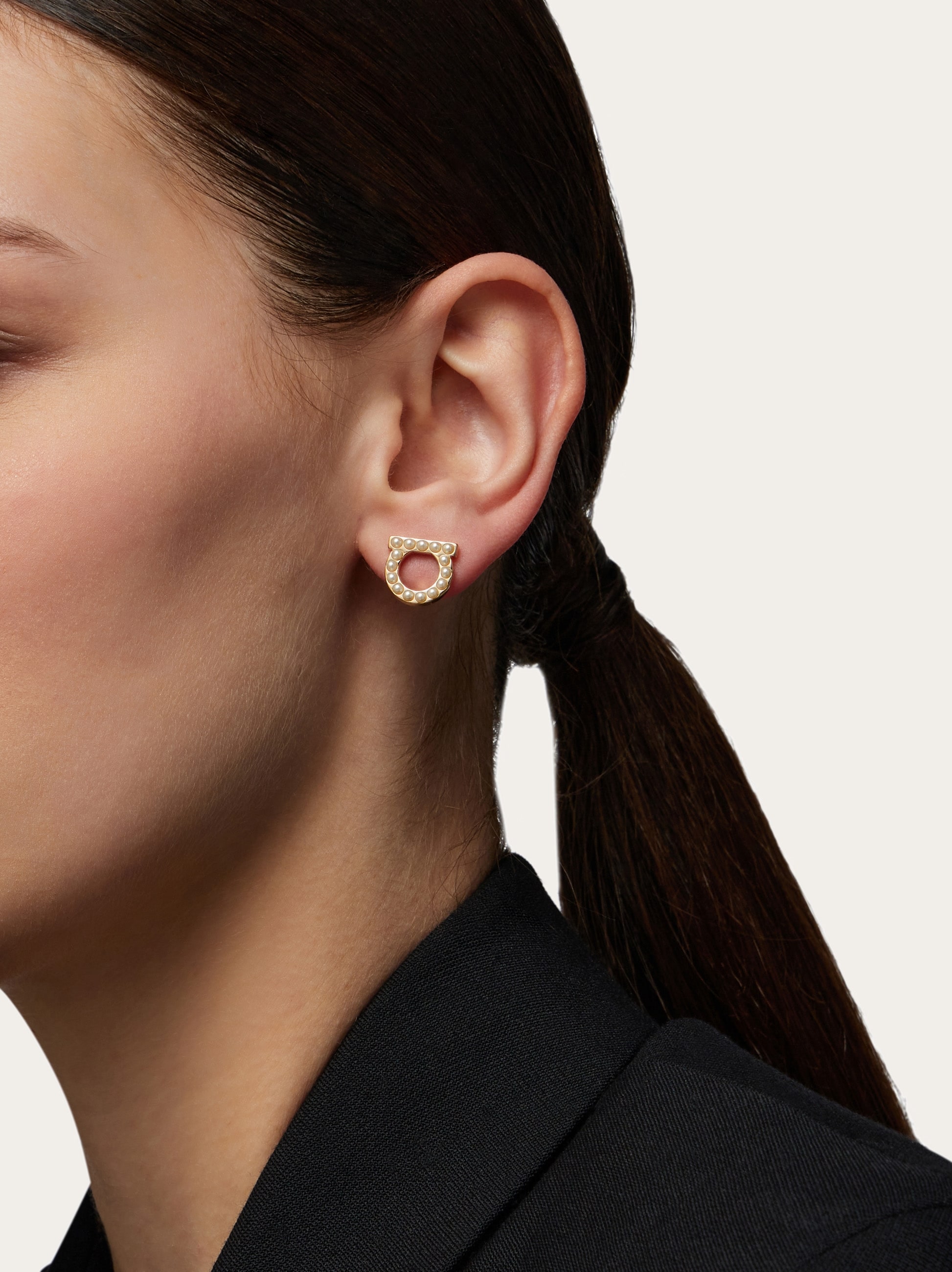 ガンチーニ パールピアス - ウィメンズ | Ferragamo