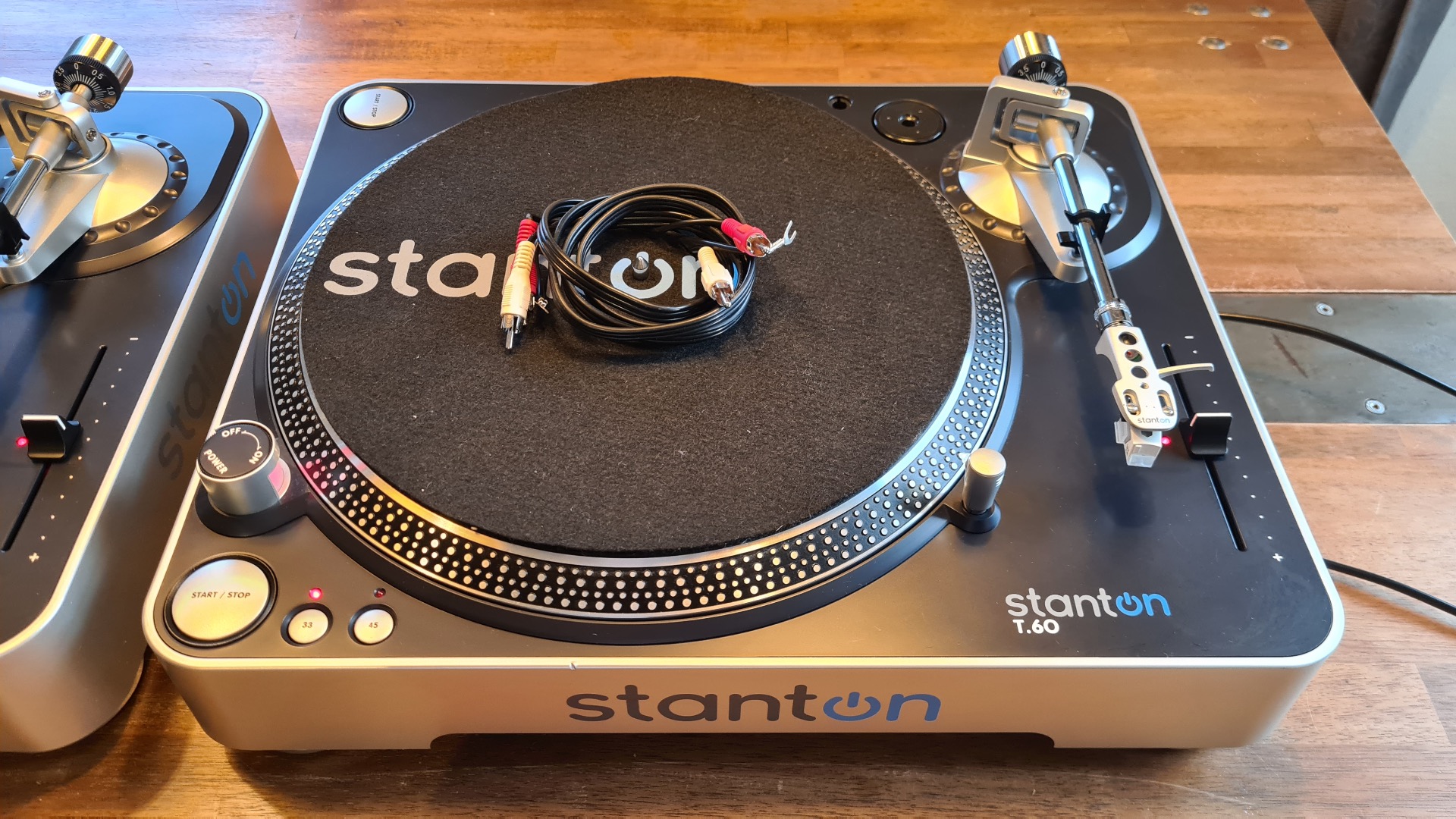STANTON ターンテーブルT60 Stanton Wired T.60 Turntable | Reverb