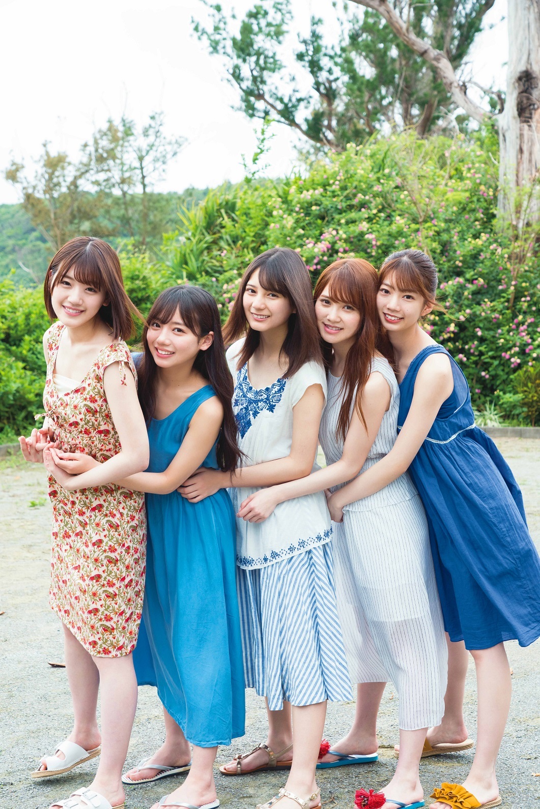 日向坂46ファースト写真集「立ち漕ぎ」アザーカット写真集 当選者限定】日