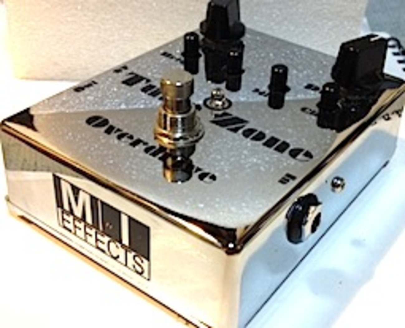 MI Audio ''Tube Zone v4'' - Nobuの日々のギターとか音楽ネタとか