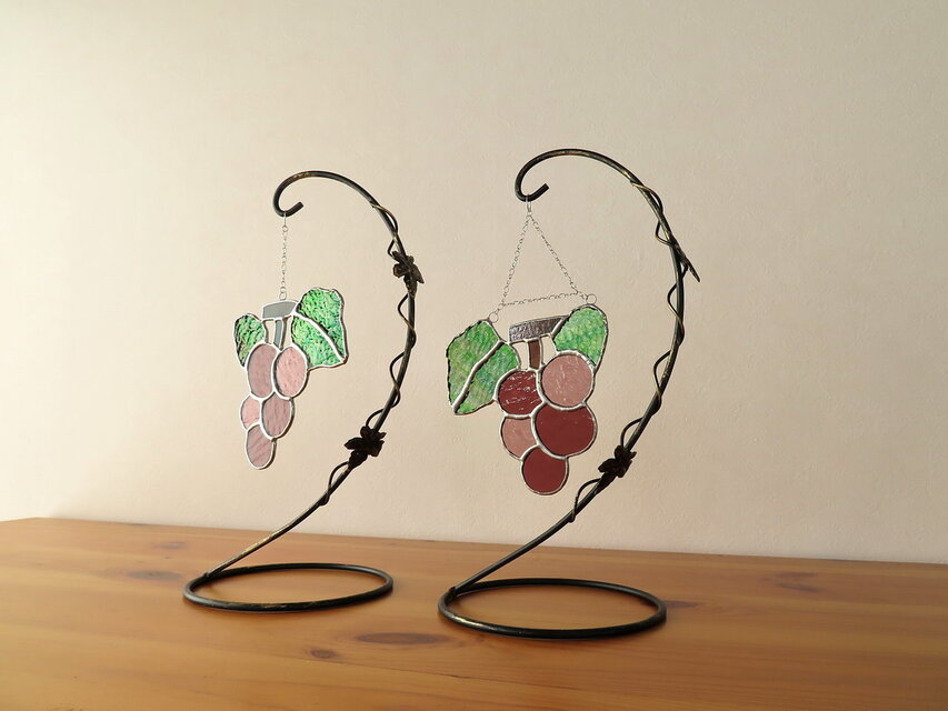 葡萄と葉のデザイン ガラスの器 2個セット 葡萄と葉のデザイン ガラス