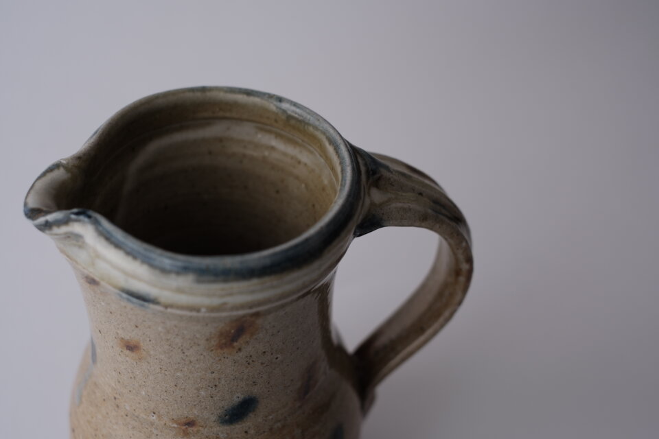 塩釉 ピッチャー | iichi 日々の暮らしを心地よくするハンドメイドや
