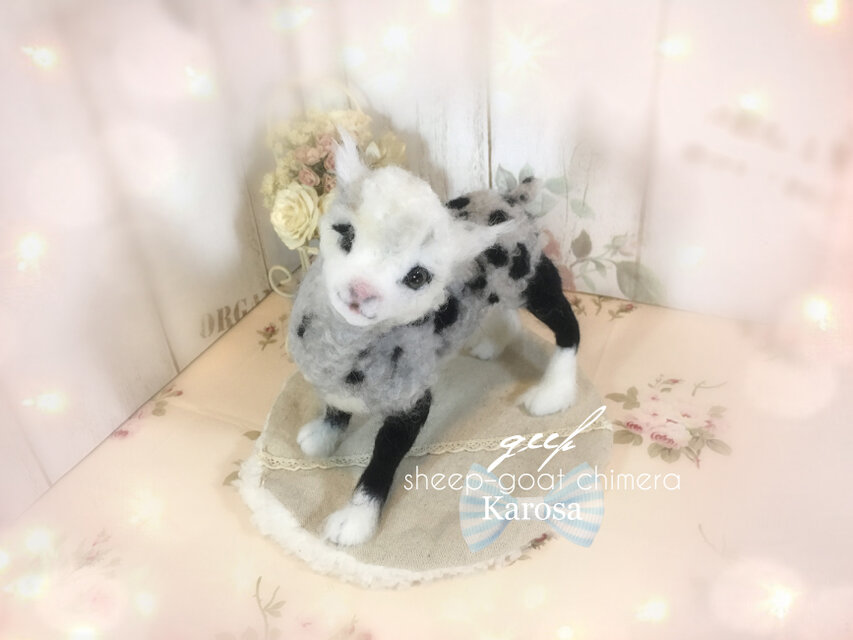 ギープ ヤギ ヒツジ ヒツジのハイブリッド 羊毛フェルト アートドール