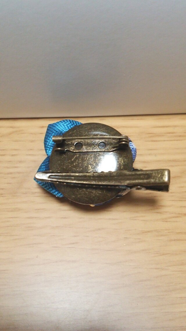 2way紺や青のブローチ＊ピン | iichi 日々の暮らしを心地よくする