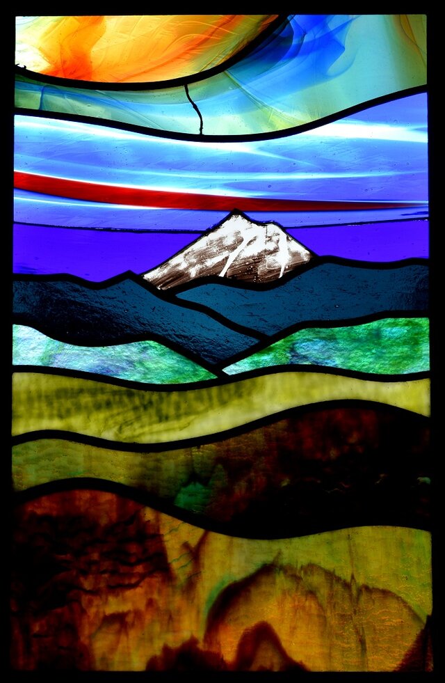 山のステンドグラスパネル「常念岳と山なみ」 | iichi 日々の暮らしを