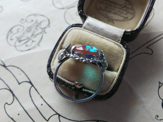 アンティーク サフィレット（約16.5×13㎜厚み約7.2㎜）シェルのような