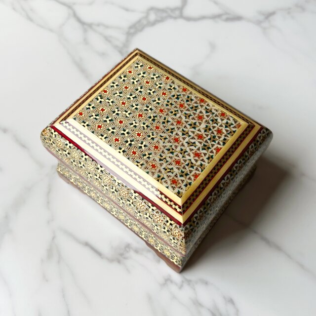 ペルシャの象嵌細工（寄木細工）小箱 宝石箱 長方形 12cm【KHA-173