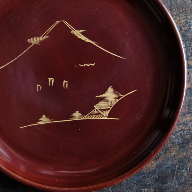 赤茶色で素敵◇沈金での風景図。古輪島塗 漆芸沈金中皿 漆器 骨董
