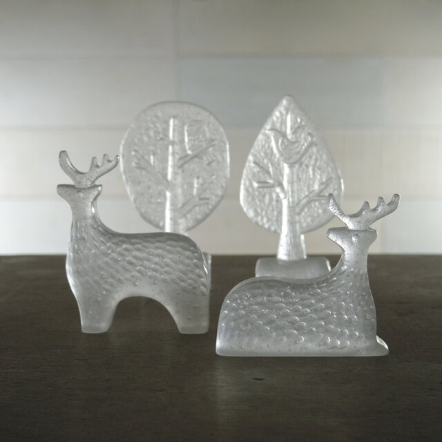 ガラスのオブジェ［鹿］ | iichi 日々の暮らしを心地よくする