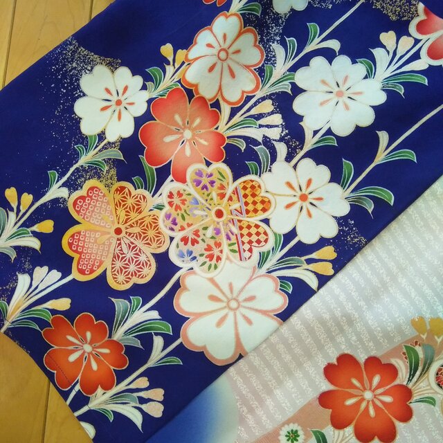 谷崎潤一郎の世界 振袖からマーガレット | iichi 日々の暮らしを