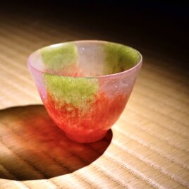 金魚揺蕩う器 佐伯泰典作 パートドヴェール | iichi 日々の暮らしを