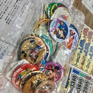 DISNEYディズニー 缶バッジセット