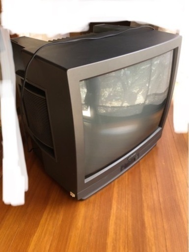 ビクター カラー ブラウン管テレビスイッチ入ります リモコンは