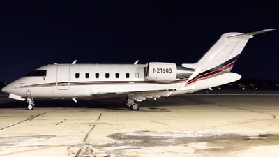 N216QS - Bombardier Challenger 650 - NetJets - Flightradar24