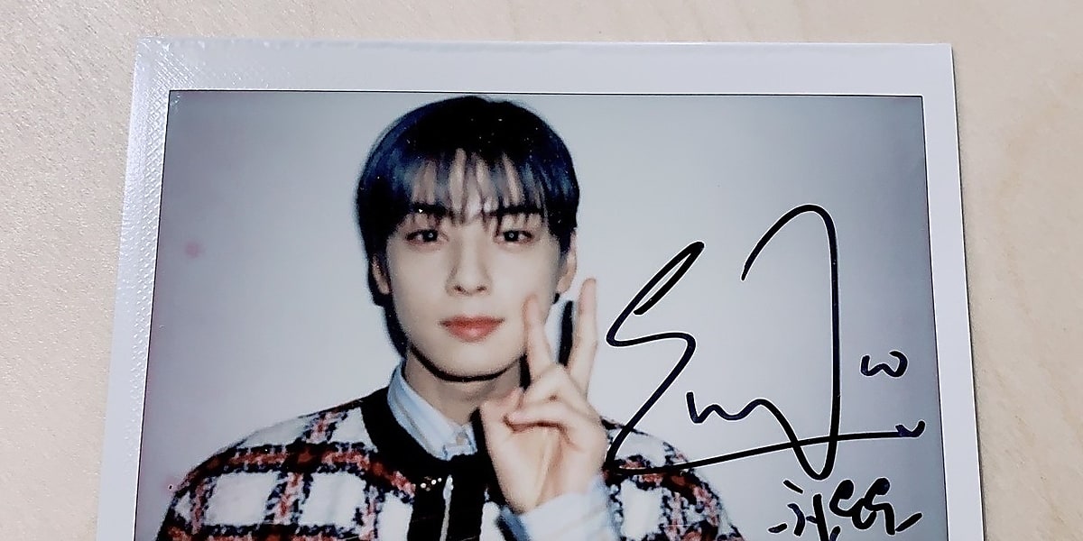 ASTRO チャウヌ サイン入りポロライド