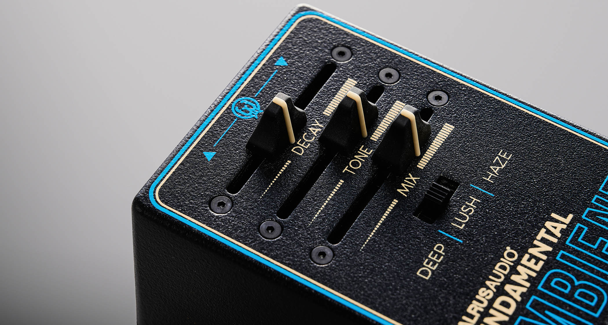 Walrus Audio Fundamental Ambient review | Guitar World