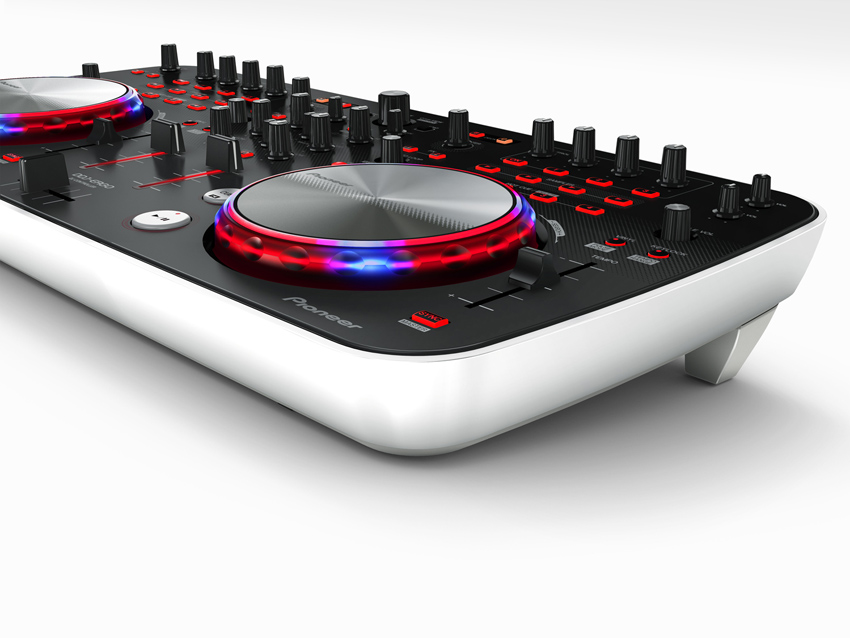 Pioneer announces new DJ controller: DDJ-ERGO-V | MusicRadar