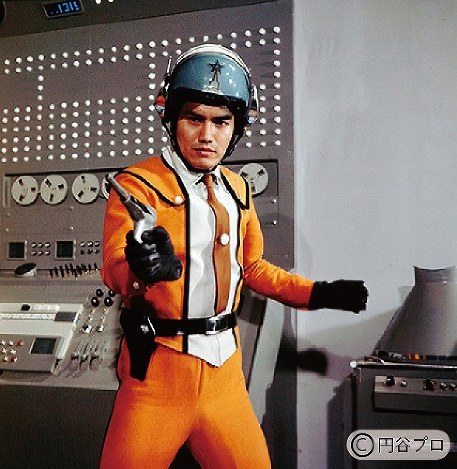 ウルトラマン科学特捜隊ハヤタ隊員役黒部進サイン入りムーブメント