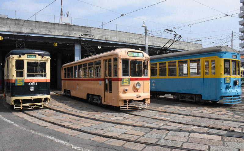 大正から昭和の路面電車3両「さよなら運行」 長崎電気軌道 [写真特集1
