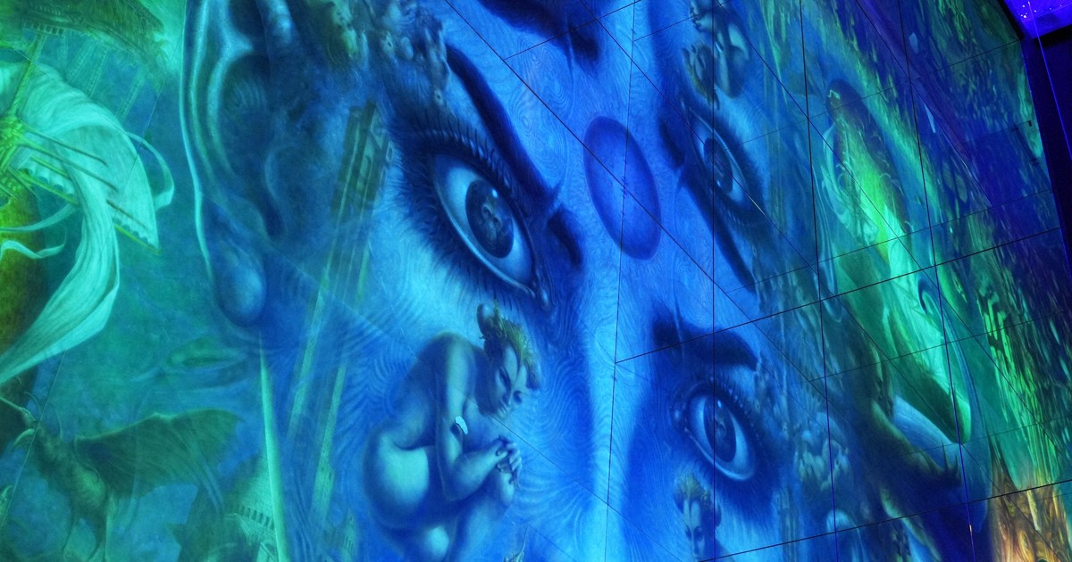 24色のペン：ギネス認定 世界最大の油彩画 [写真特集9/11] | 毎日新聞