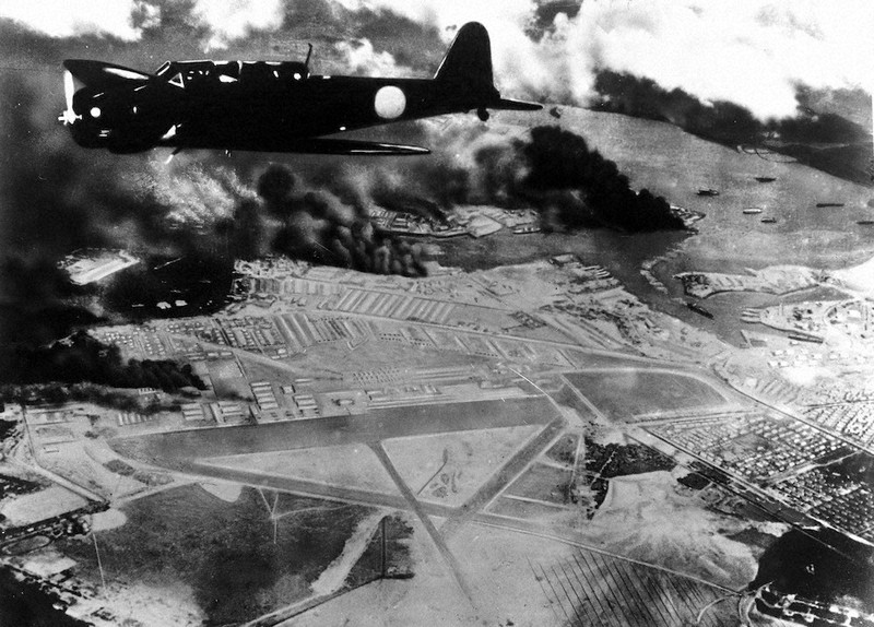 戦中写真を読む：／24 不許可写真 圏外の侵攻 「戦果」次第で紙面掲載