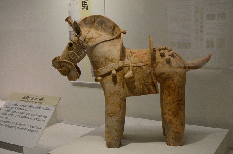 あらゆる角度から「埴輪」を鑑賞 最新デジタル技術で考古学者気分