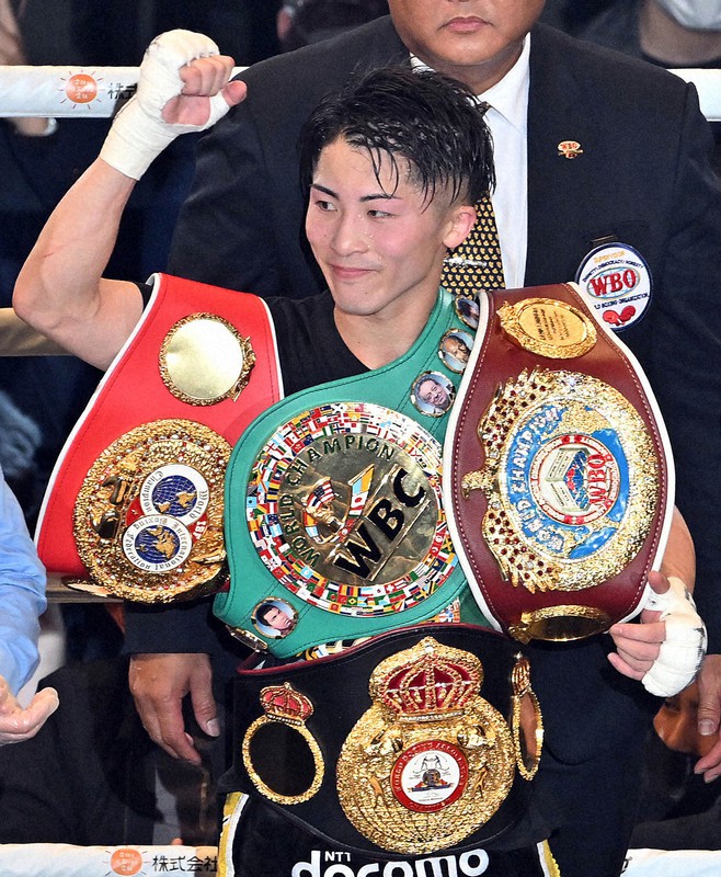 井上尚弥、日本選手初の4団体王座統一 バトラーに勝利 | 毎日新聞