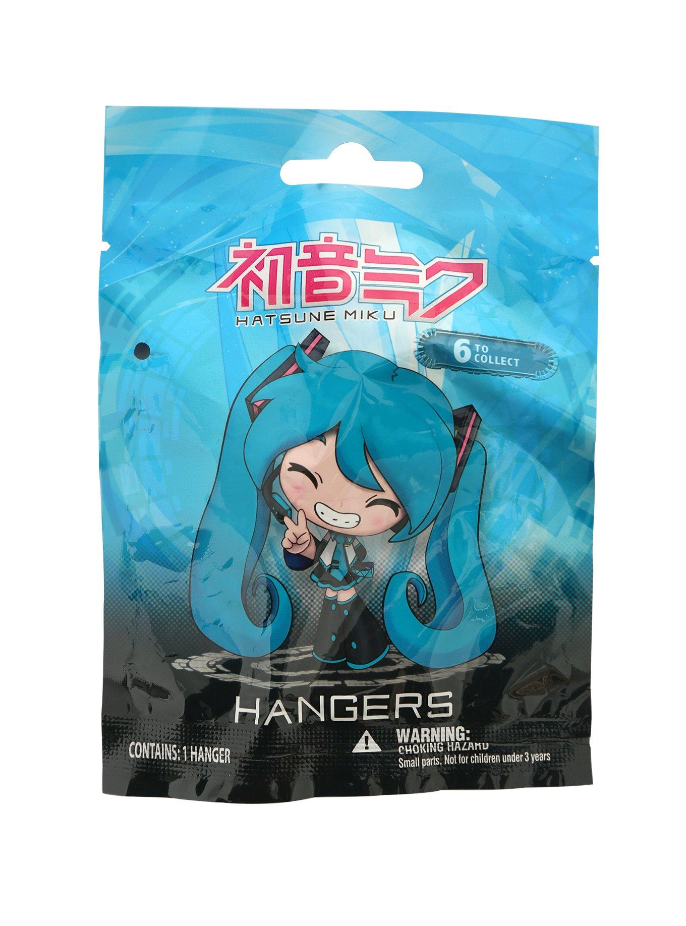 Hatsune Miku Hangers Figure Blind Bag | Hot Topic