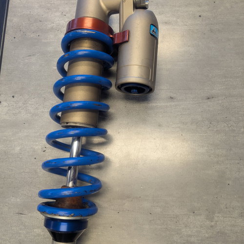 Kyb Enzo Complete Set