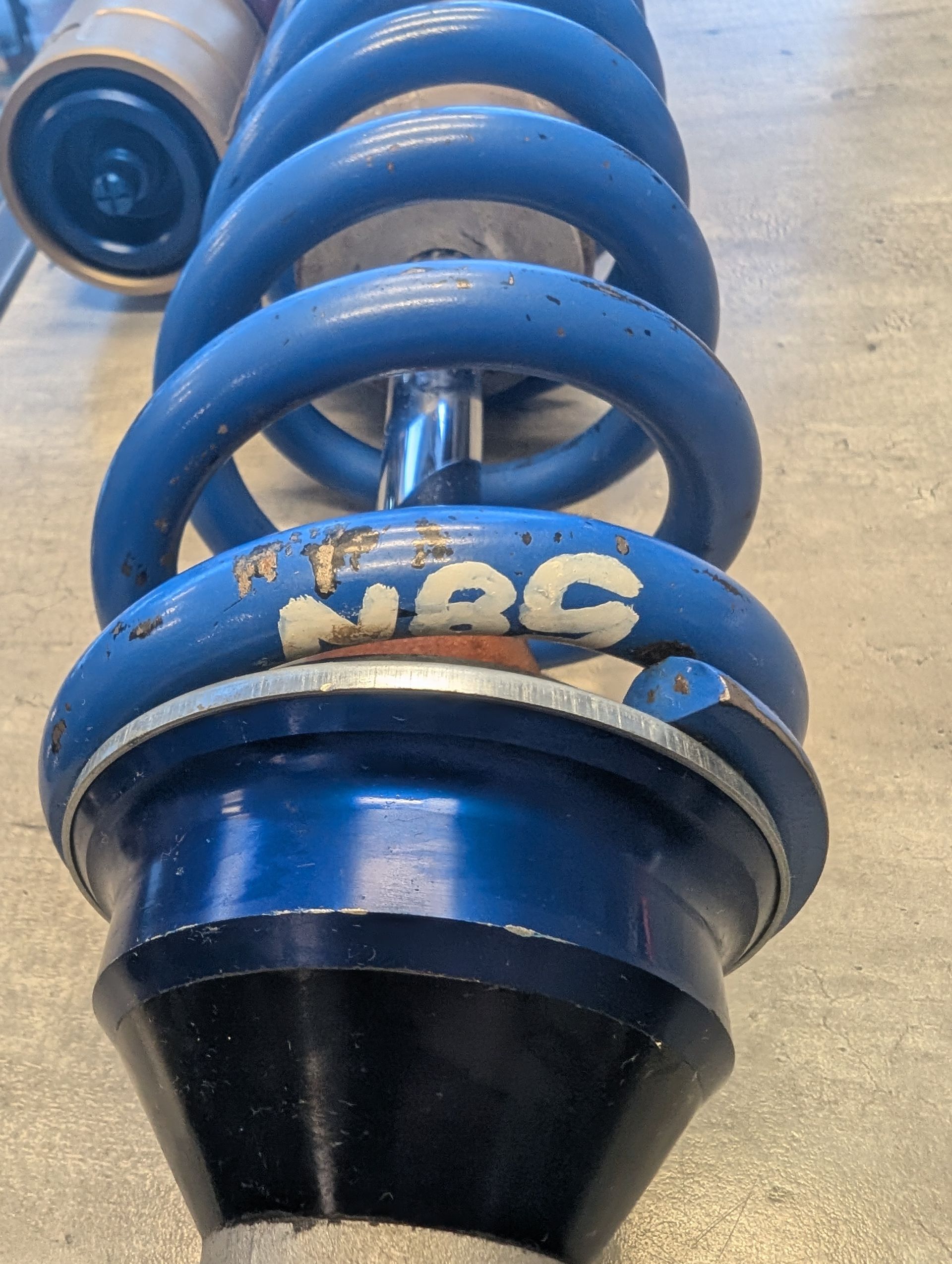 Kyb Enzo Complete Set