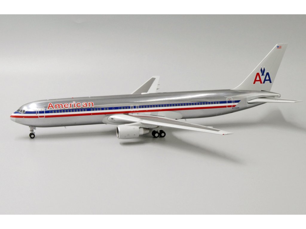 Boeing 767-300ER American Airlines N374AA - Jumbolino-model.com