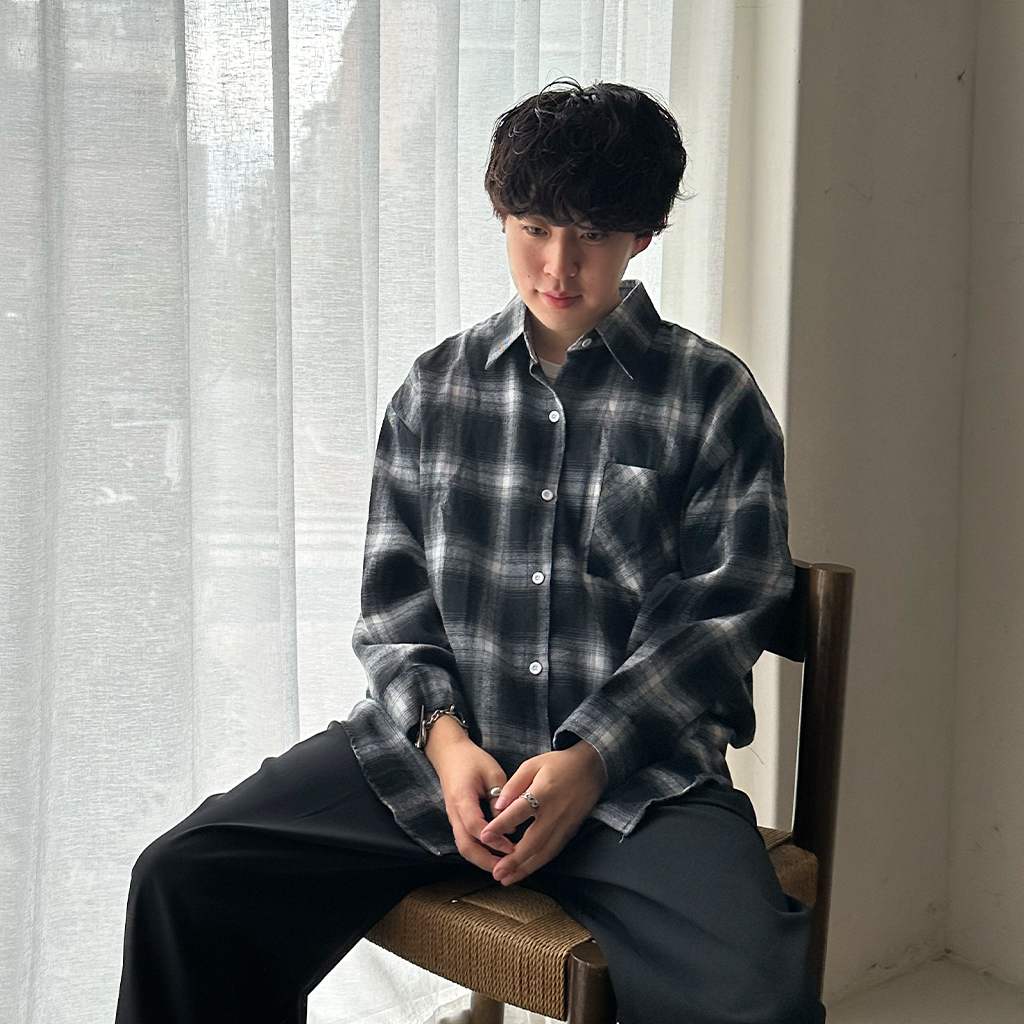 ユニセックス) ブラックトーンチェックシャツ | ファッション通販