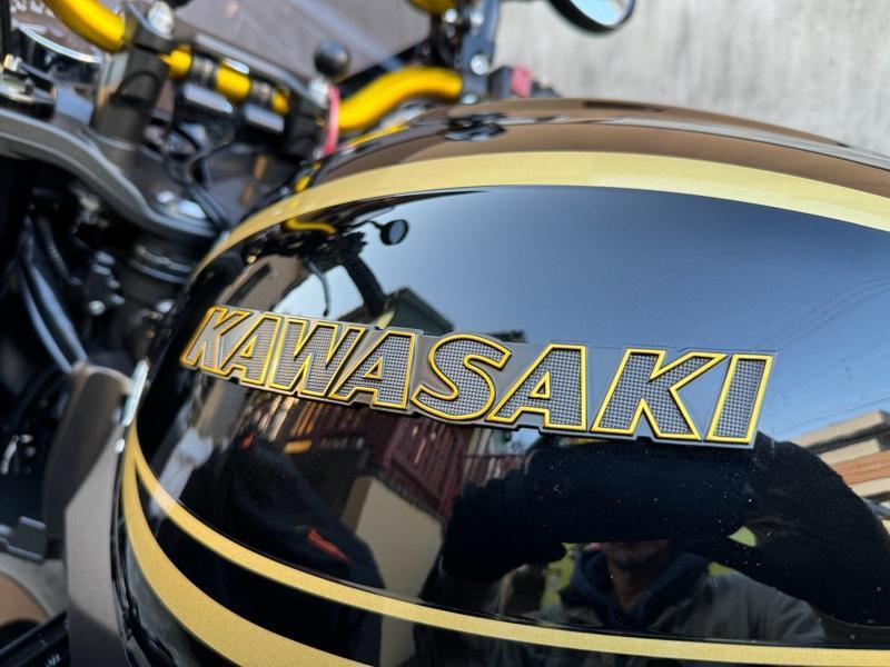 不明 エンブレム のパーツレビュー | Z900RS CAFE(黒に稲妻) | みんカラ