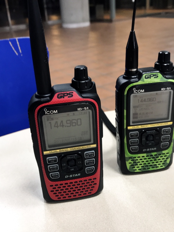 ICOM ID-51 PLUS 限定色 アマチュア無線機 ICOM ID-51 PLUS 限定色