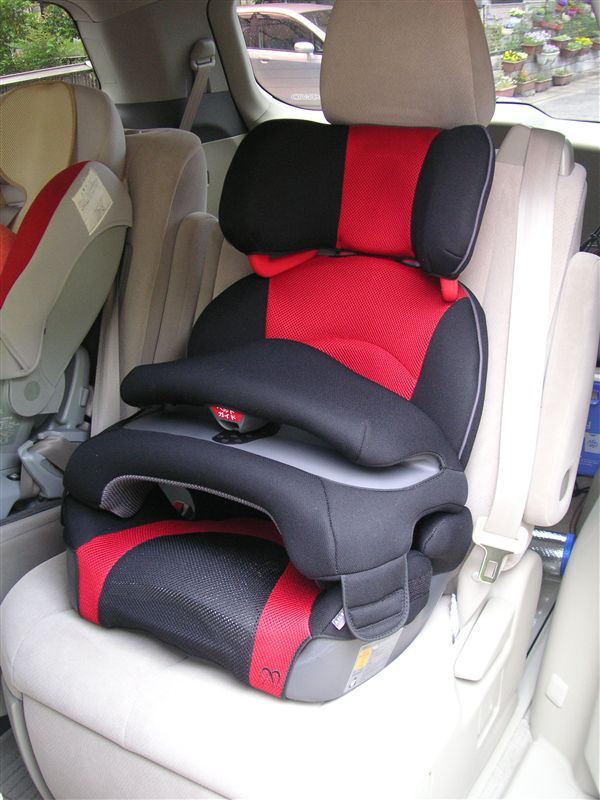 エールベベ サラット 3ステップ レッド / AM254 CAR MATE / カーメイト