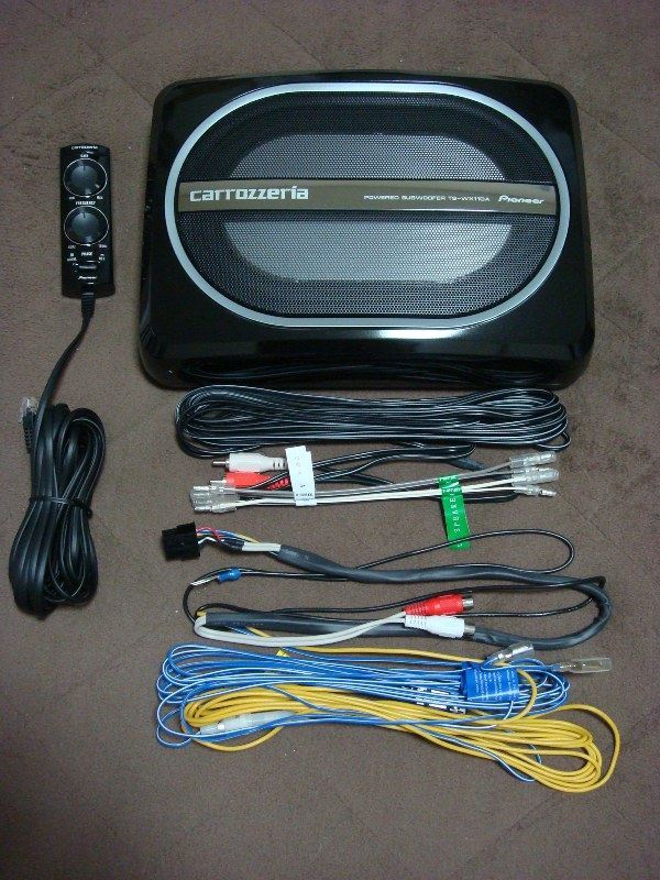 カロッツエリア パワードサブウーファー TS-WX110A MAX150W