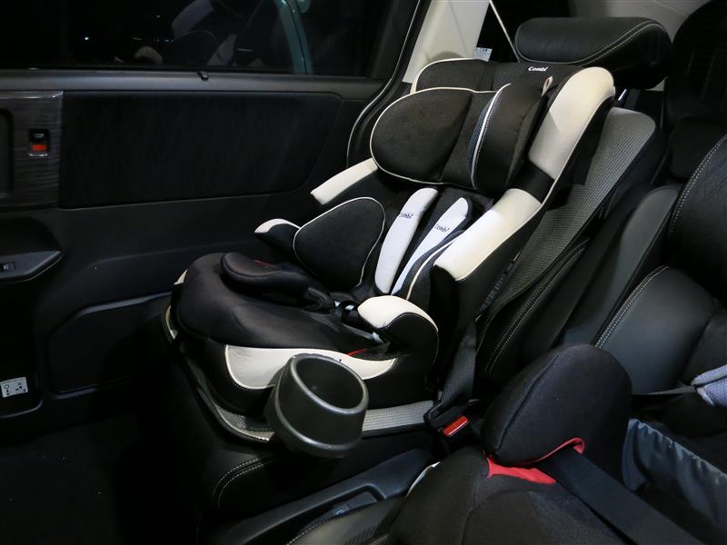 COMBI ジョイトリップシリーズ用ドリンクホルダー のパーツレビュー